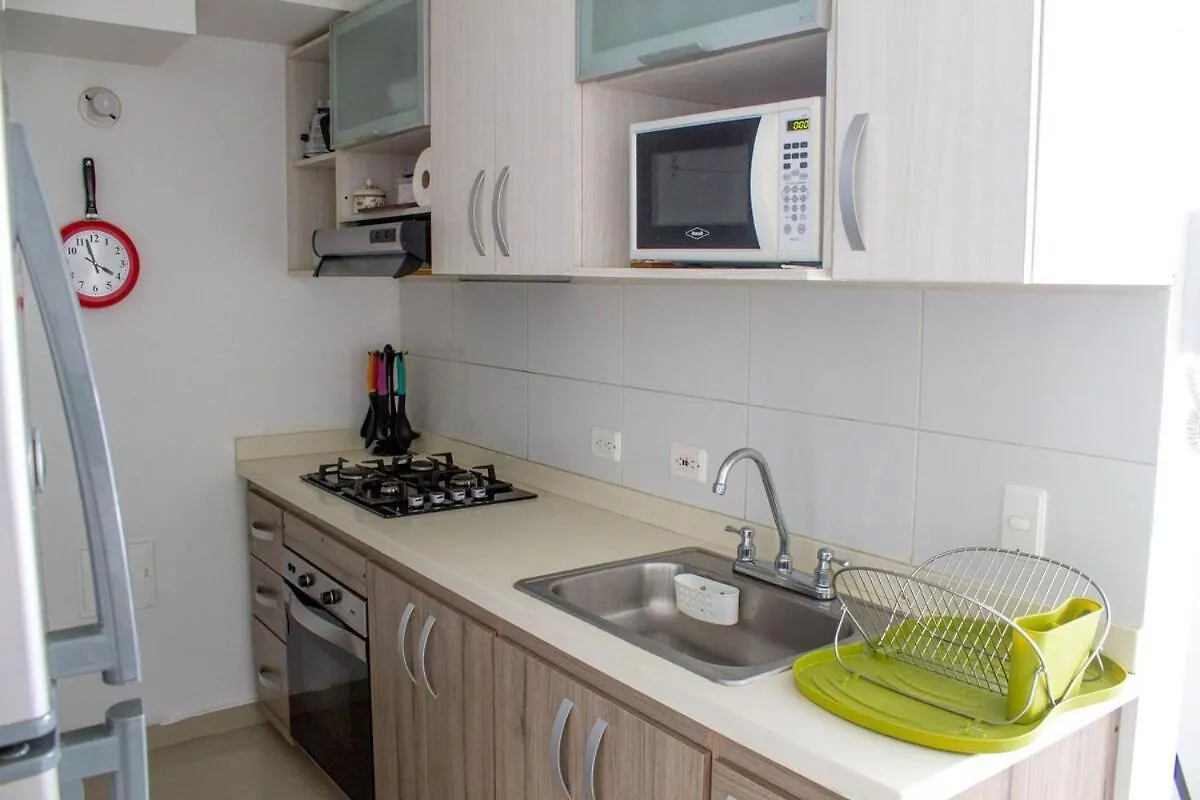 Central And Comfortable Santa Marta Apartment